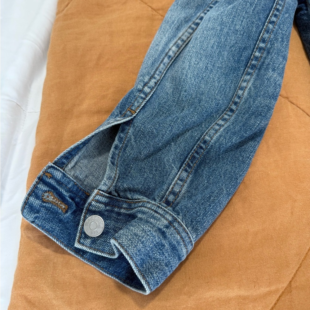 Madewell The Jean Jacket Relaxed in Capstone Wash - Picture 6 of 6